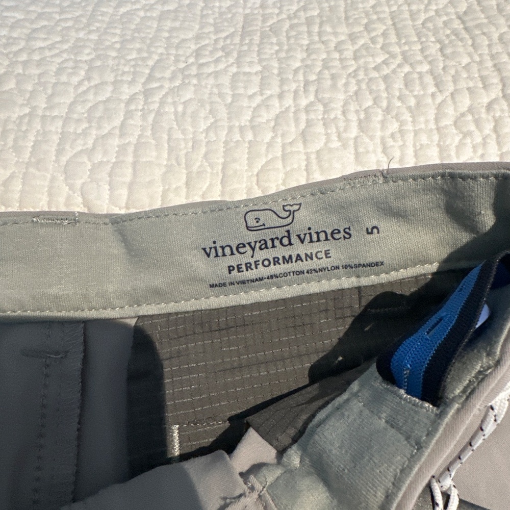 NWT Vineyard Vines Boys Performance Pants - Gray - Picture 3 of 4